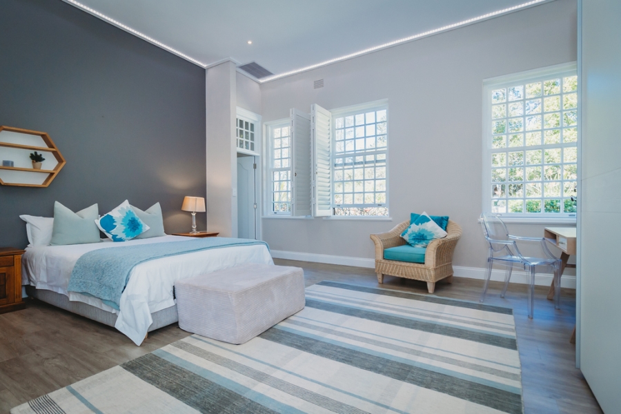 5 Bedroom Property for Sale in Glenwood Western Cape